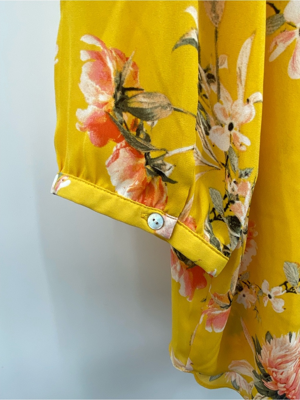 Rose & Olive‎ Women's Mustard Floral V-Neck Tunic Blouse 1X - Picture 6 of 11